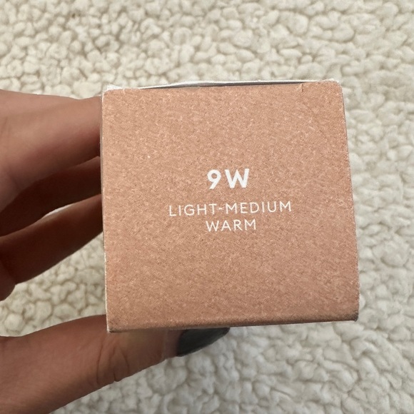 ROSE INC
Softlight Skin-Smoothing Hydrating Non-Comedogenic Foundation - Picture 5 of 7